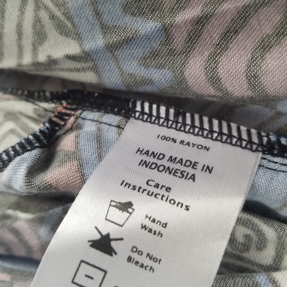 Multicolor Printed Skirt with Front Bow - Picture 8 of 8